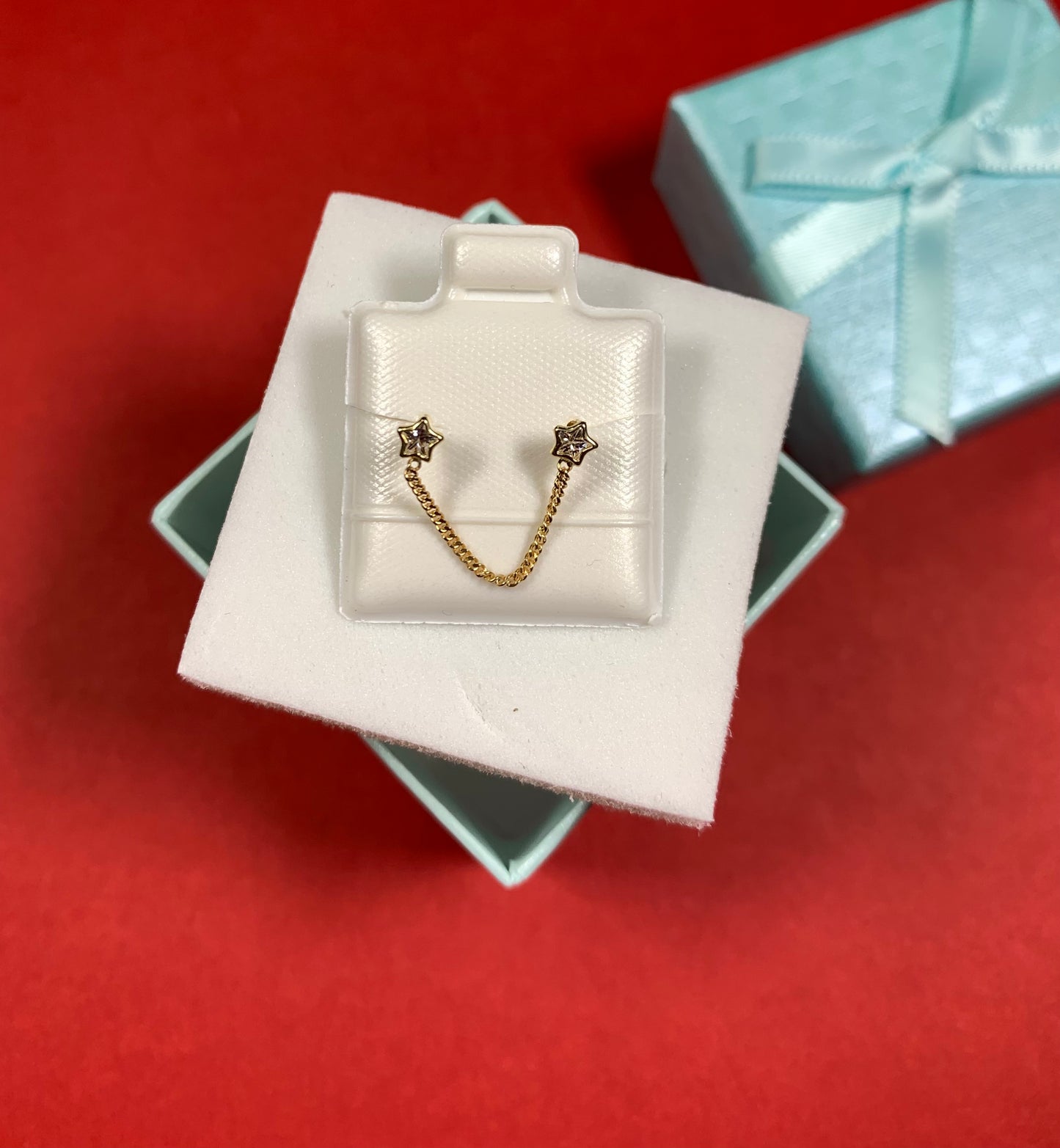 Arito de oro de 10KT de una solo pieza