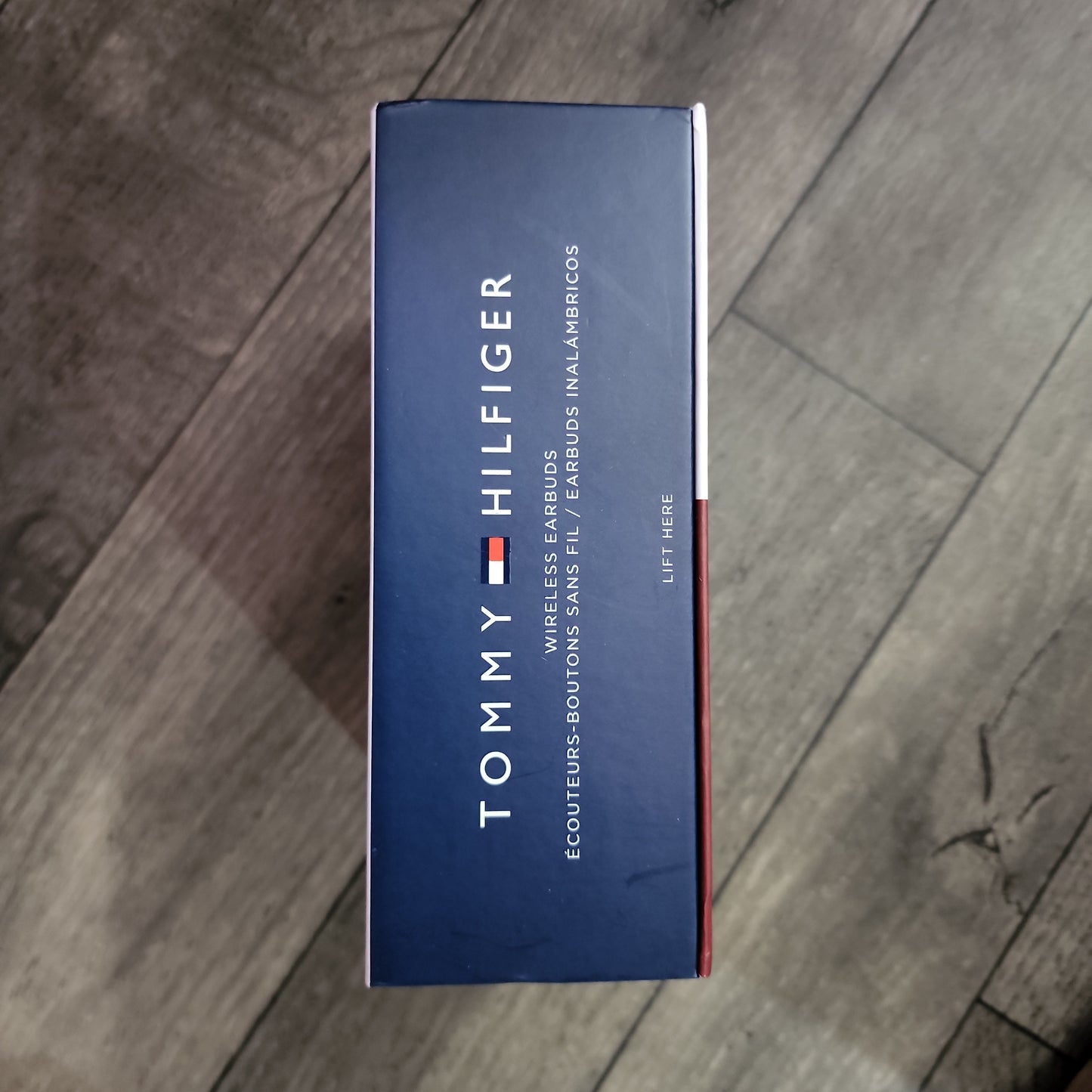 TOMMY HILFIGER BLUETOOTH