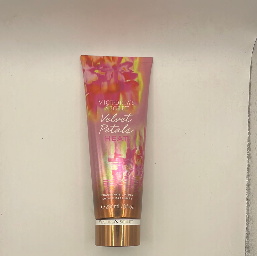 Victoria’s Secret velvet petals heat