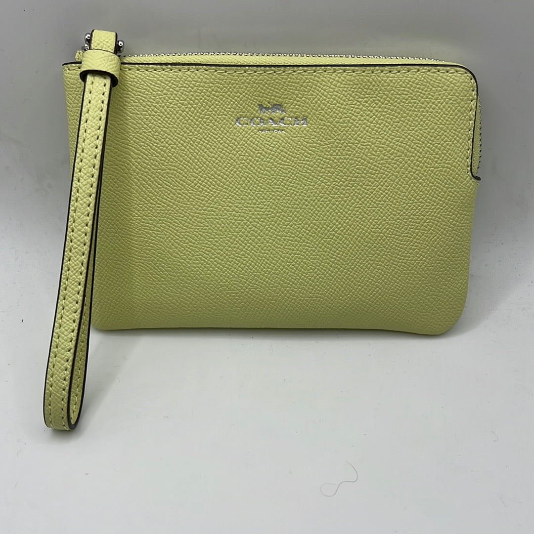 wristlet coach