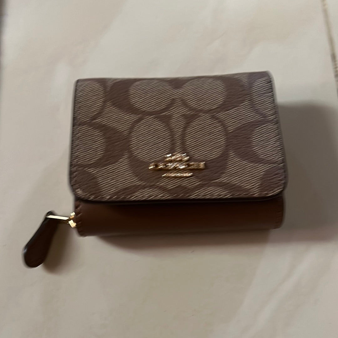 COACH Small Wallet